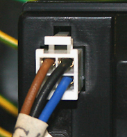 id isar m30100 e85103 pcb mains con.jpg